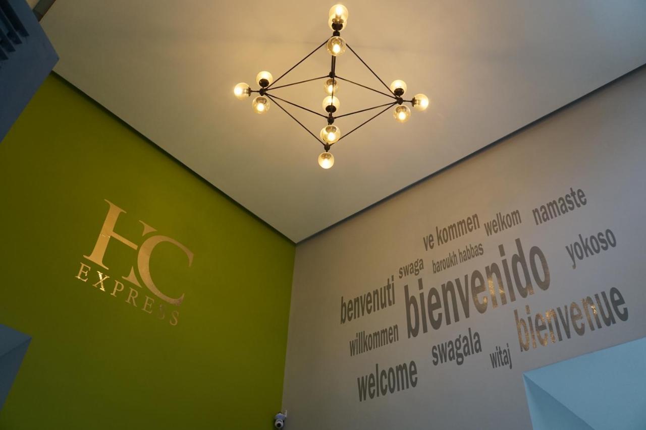 Hotel Hc Express Μοντερέι Εξωτερικό φωτογραφία